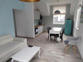 Geräumige, strandnahe Ferienwohnung mit Terrasse, Lukecin